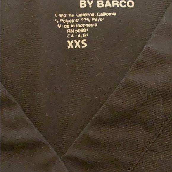 Greys anatomy scrub top - Picture 2 of 3